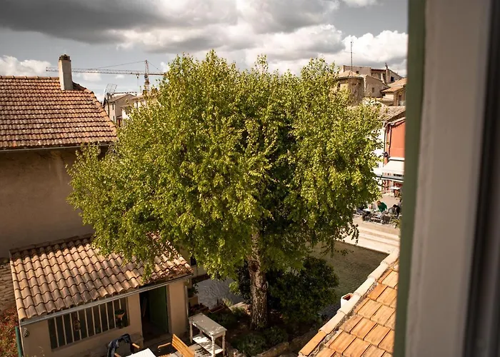 La Maison Du Bassin